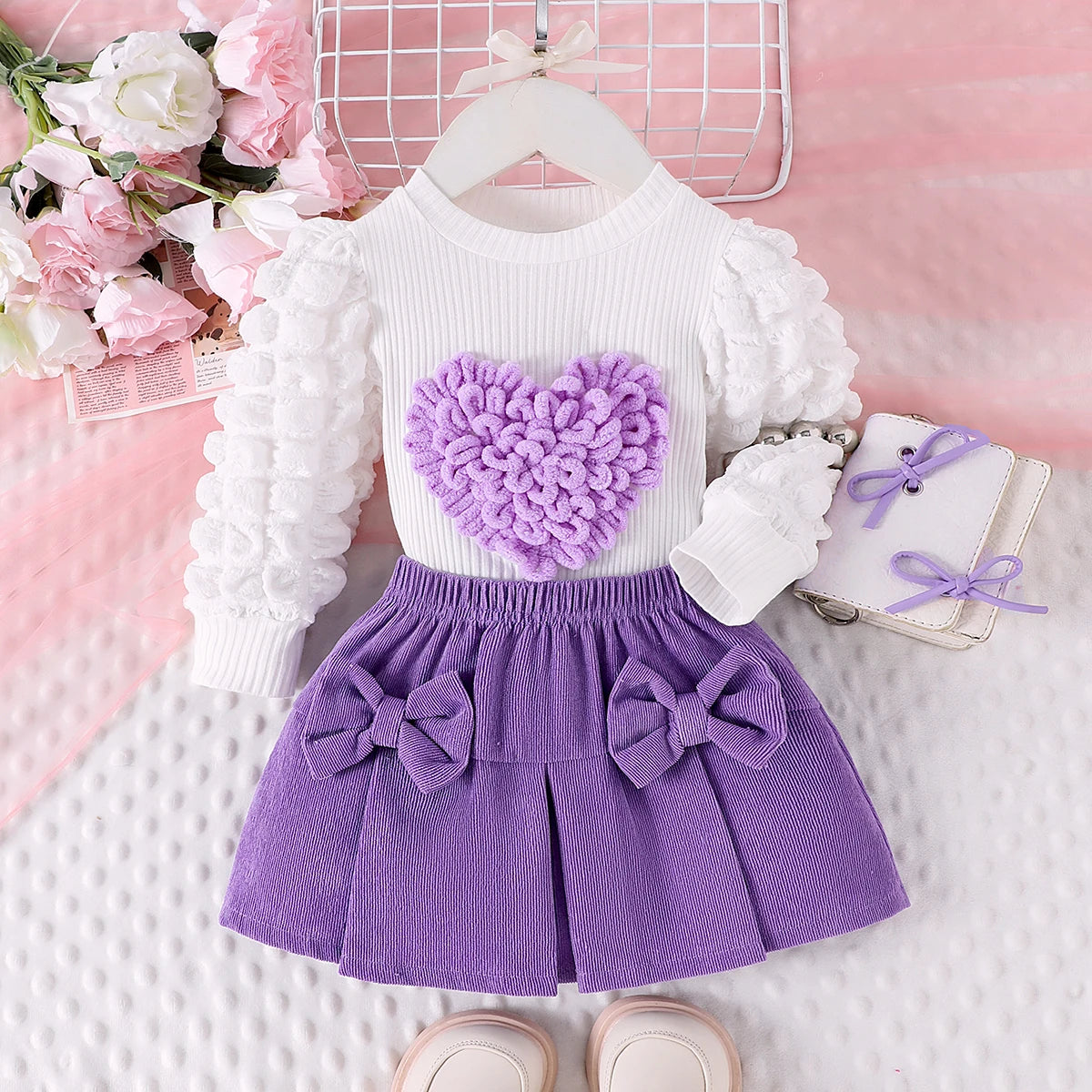 2PCS  Autumn New Style For Girls 1-3 Years Old, Comfortable And Sweet Bubble Sleeve Love Badge Top + Short Skirt Set