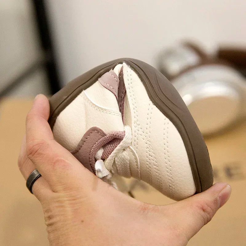 Kids Running Shoes Toes Capped Anti-kicked 2025 New Fashion Boys Girls Casual Shoes Striped Trendy Children Sports Shoe Non-slip