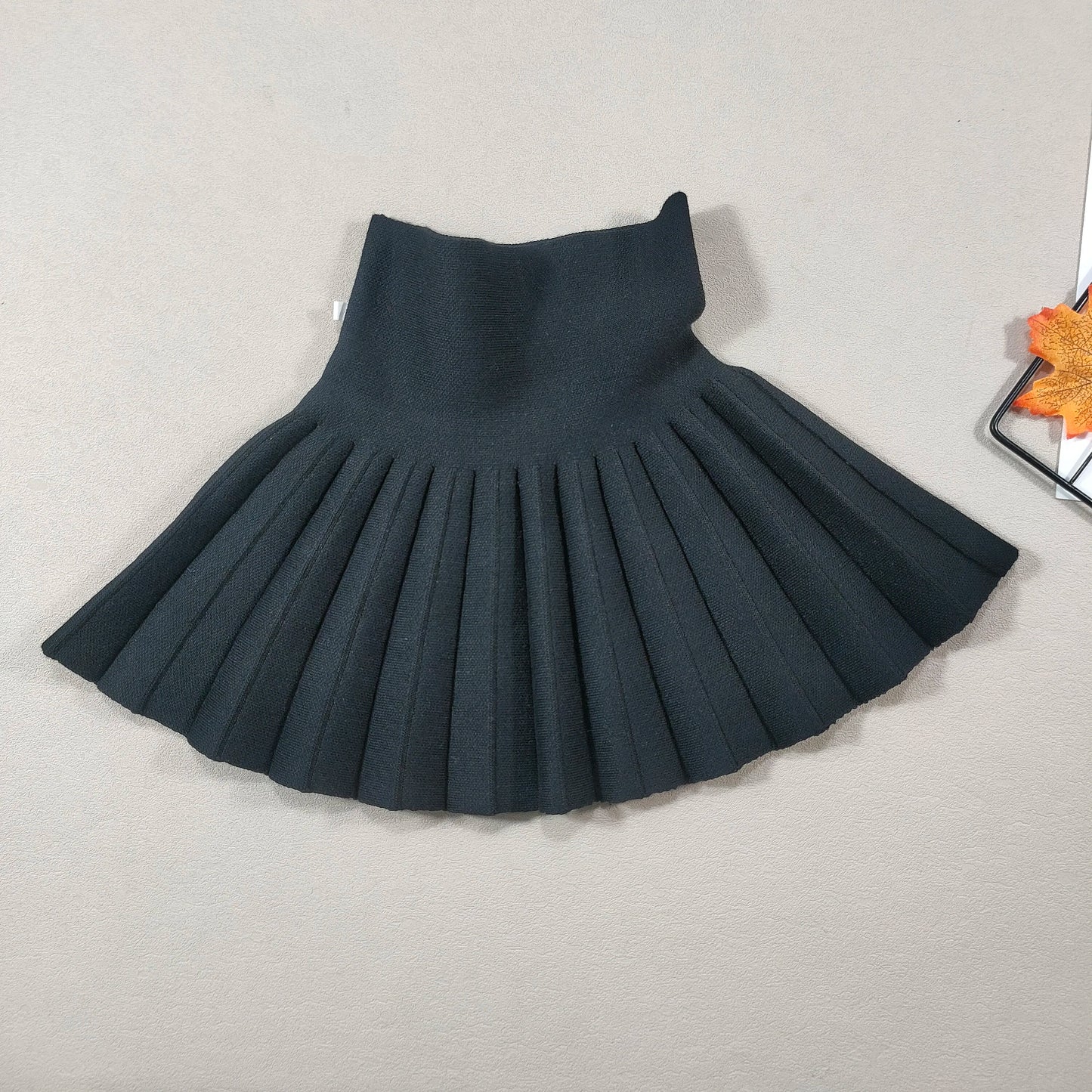 Kids Skirt  Girls' Pleated Skirt Solid Sweet Pink Beach Skirt Black Cute Mini Skirt Slim Fit Baby Princess Skirt 2-12 Years